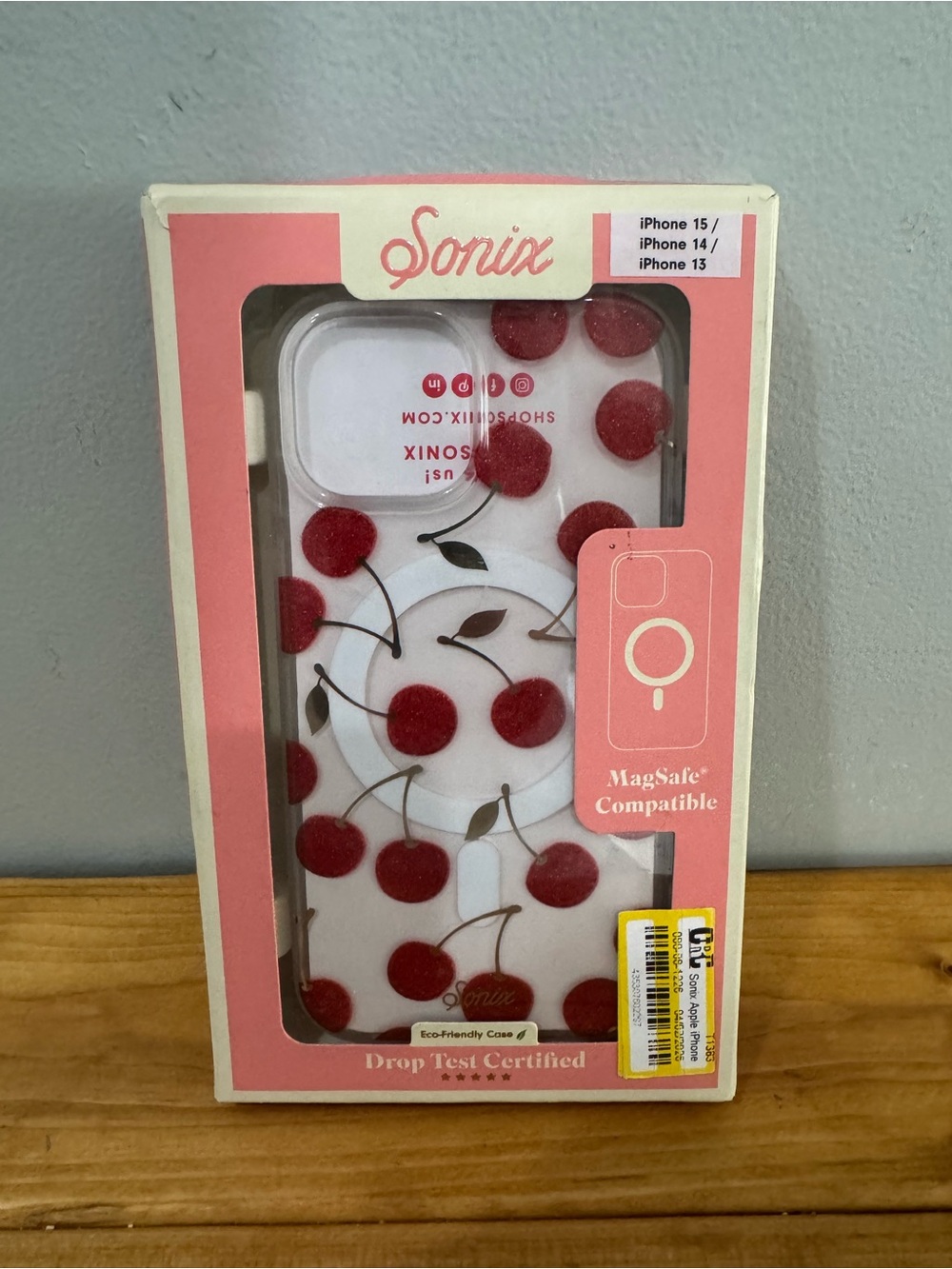Sonix iPhone 15 / 14 / 13 Cherry MagSafe Case